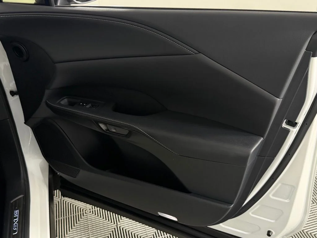 Certified Used 2025 White Lexus 350 Premium image 35