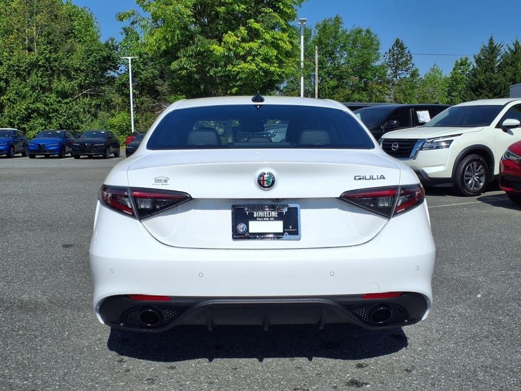 2025 Alfa Romeo Giulia Base - Photo 20
