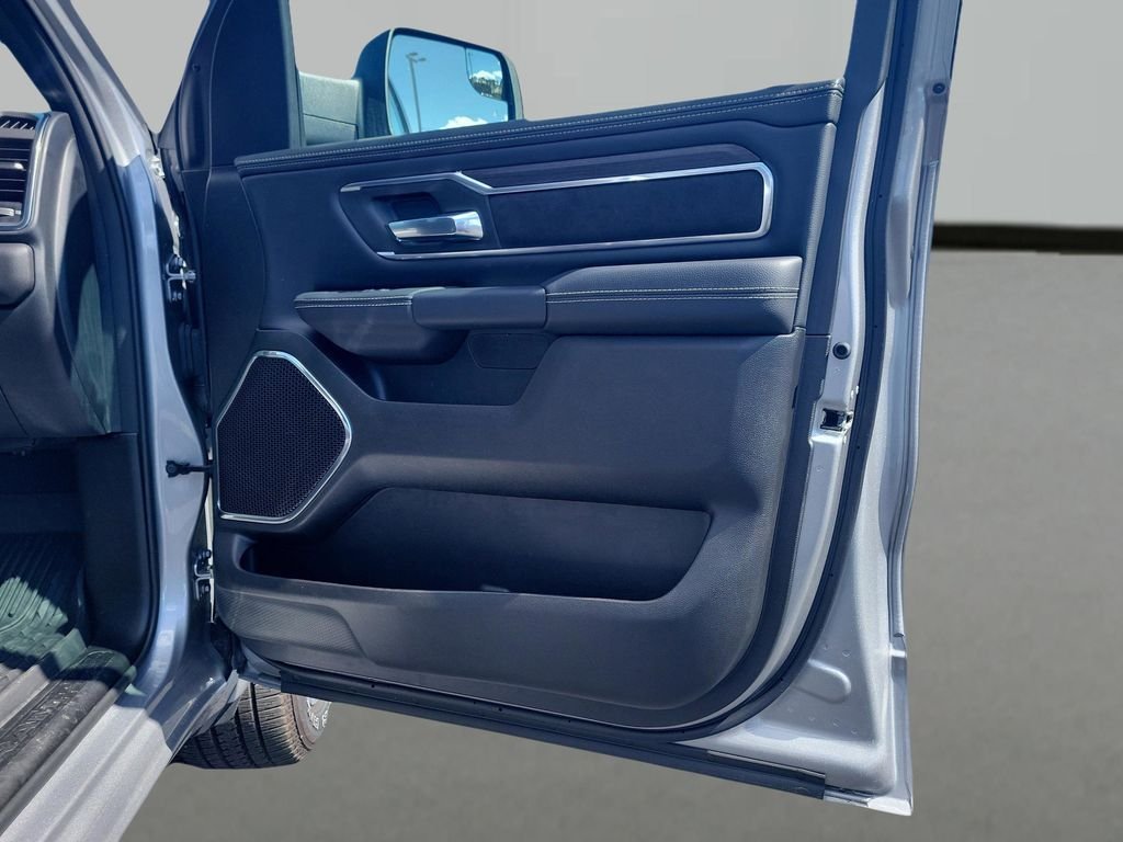 2026 RAM 1500 Laramie - Photo 39