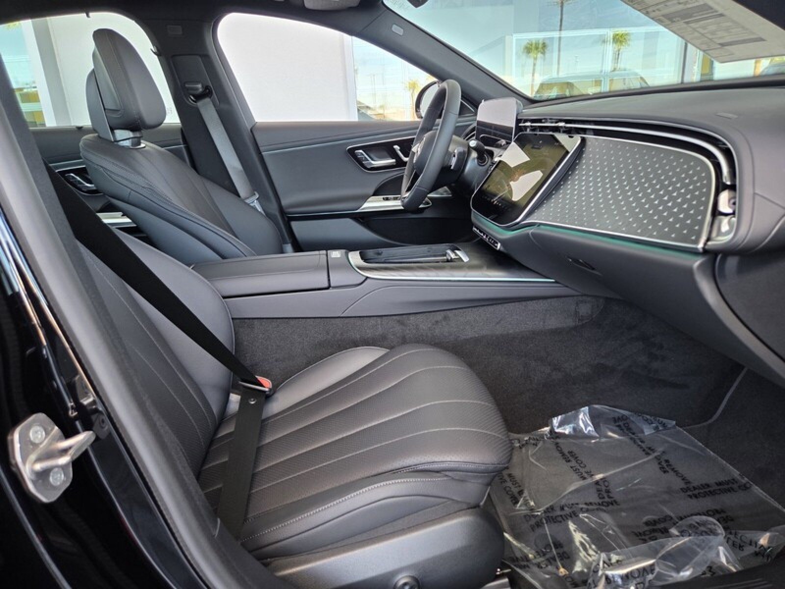 New 2027 Black Mercedes-Benz E 450 4MATIC® Sedan image 16