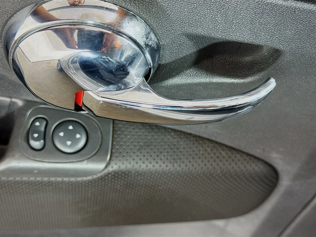 Used 2019 Silver FIAT Pop image 21