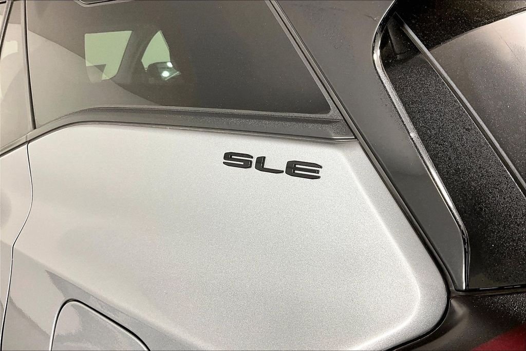 Used 2023 Silver GMC SLE image 23