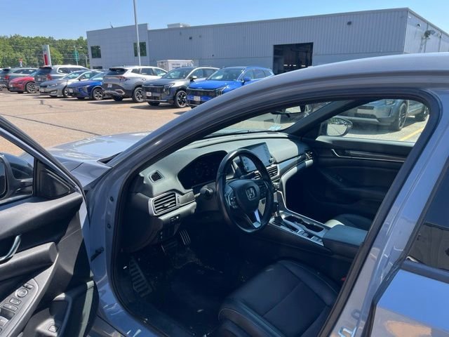 Used 2022 Gray Honda Sport image 11