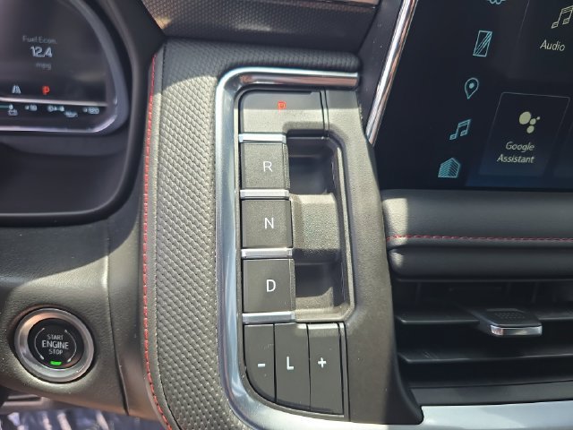 2024 Chevrolet Suburban RST - Photo 23