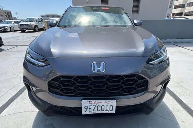 Certified Used 2023 Modern Steel Metallic Honda LX image 3