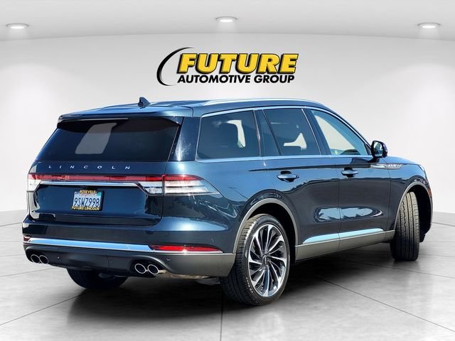 Used 2023 Blue Lincoln Reserve image 4