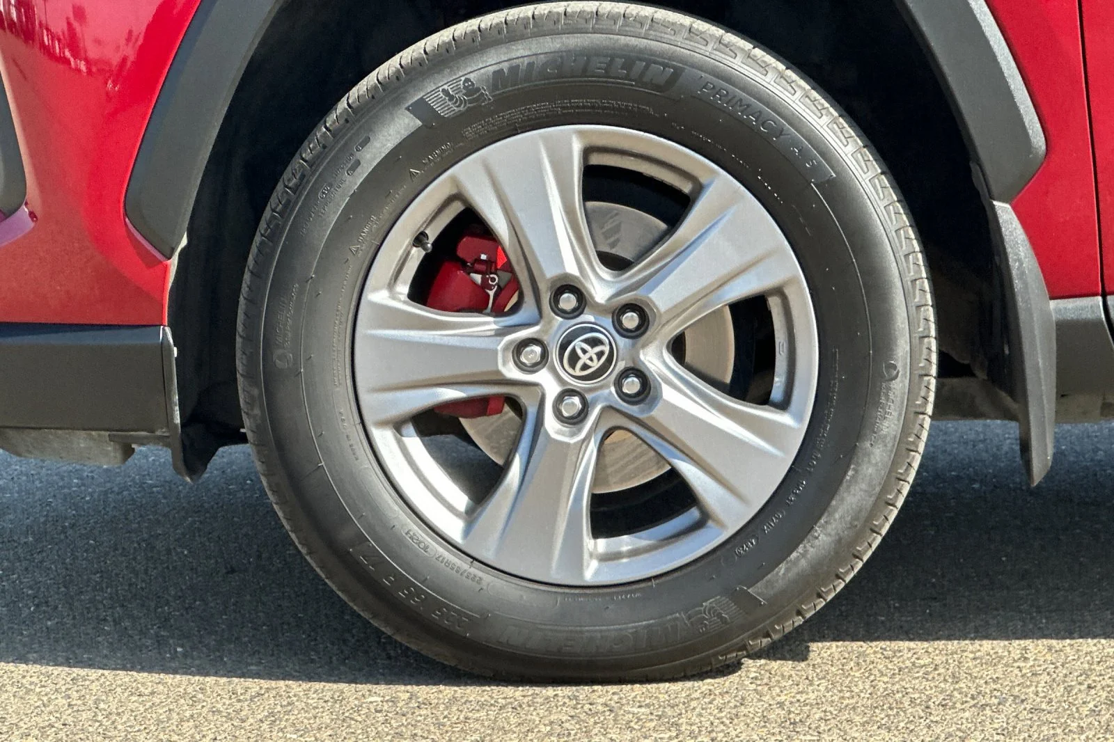 Used 2024  Toyota XLE image 26