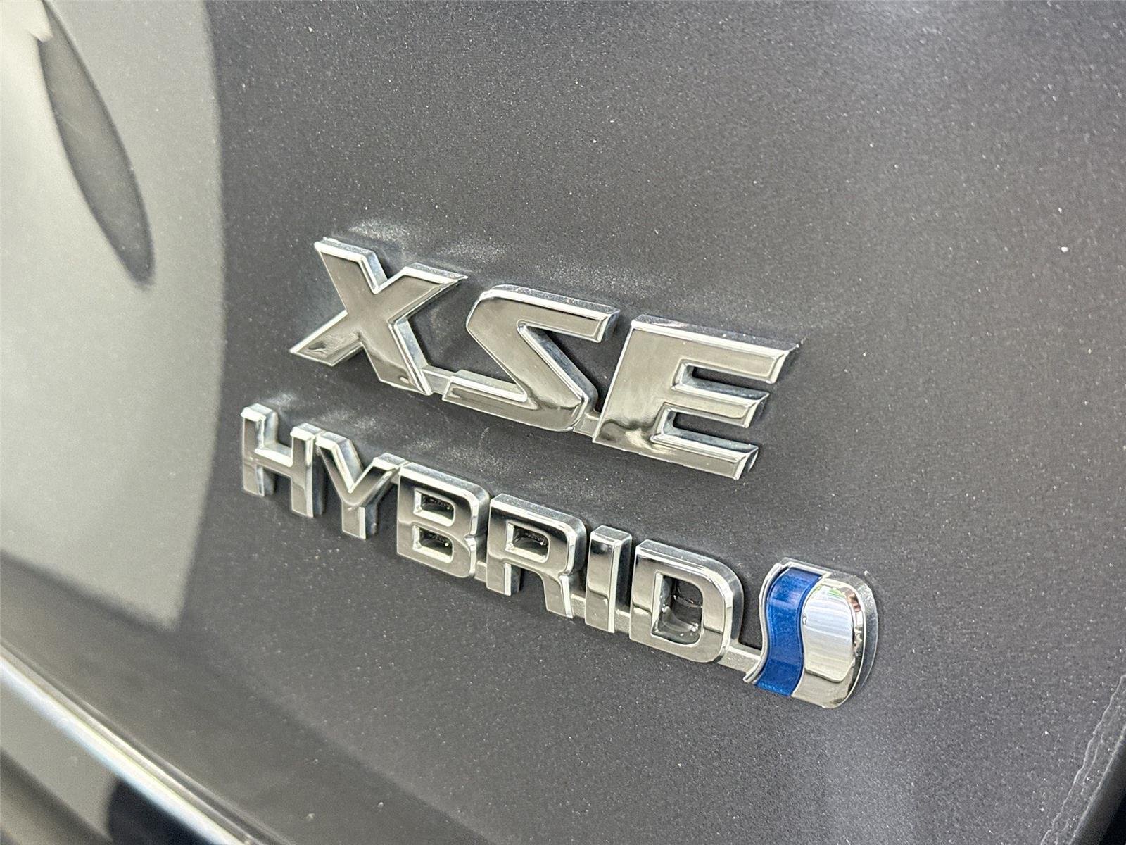 Used 2024 Magnetic Gray Metallic/Midnight Black Metallic Toyota Hybrid XSE image 15