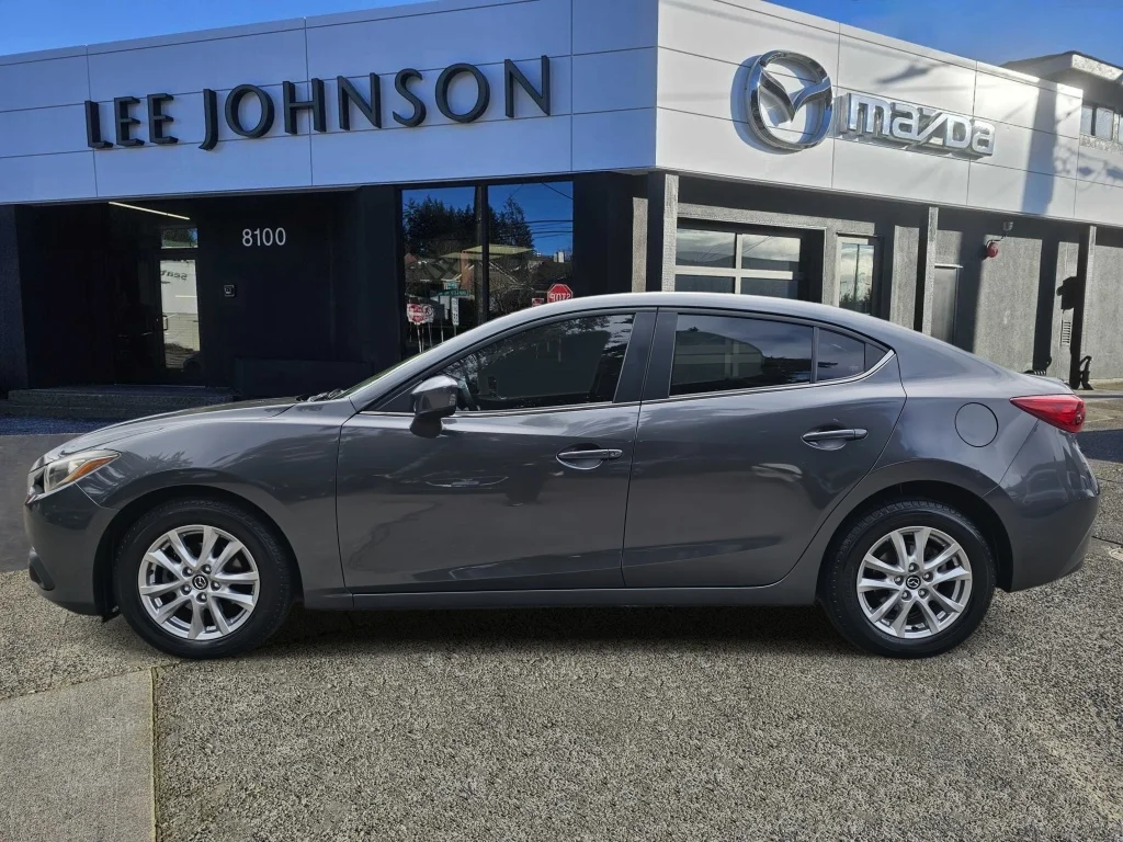 Used 2014 Mazda MAZDA3 i Touring with VIN JM1BM1V72E1174372 for sale in Burlington, WA