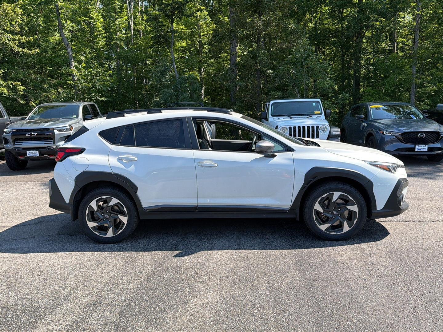 Used 2024 Crystal White Pearl Subaru Limited image 7