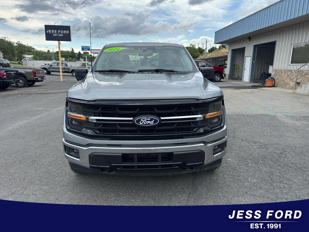 Used 2024 Iconic Silver Metallic Ford XLT image 9
