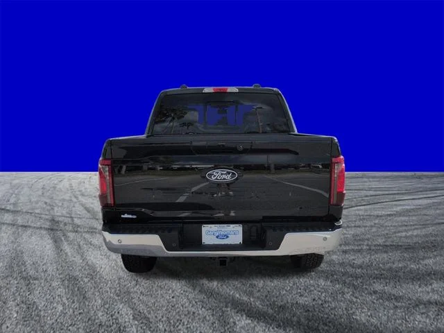 New 2026 Agate Black Metallic Ford XLT image 5
