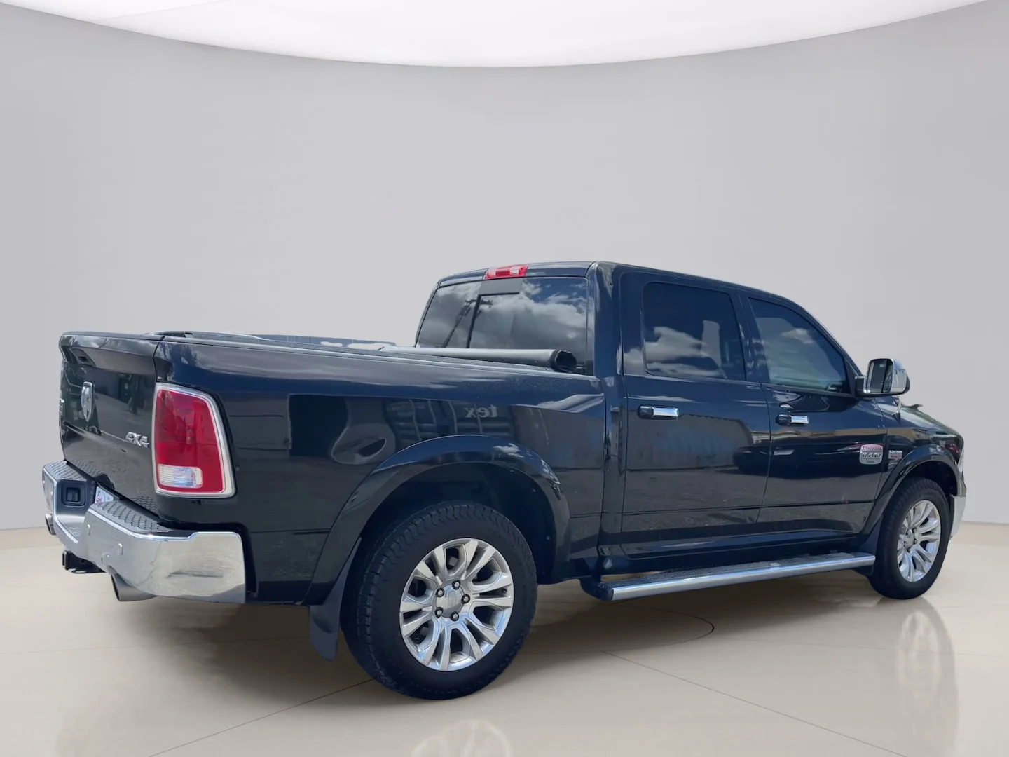 Used 2014 Black Ram LONGHORN image 6