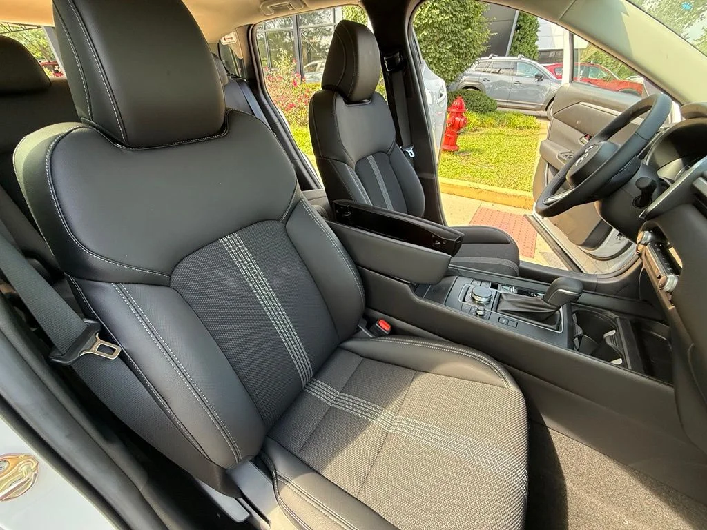 New 2026 Wind Chill Pearl Mazda Preferred AWD image 31