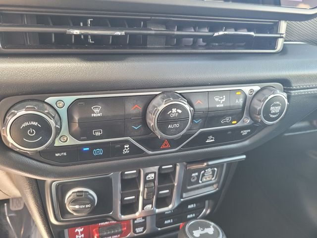 Used 2024 White Jeep Rubicon 4xe image 25