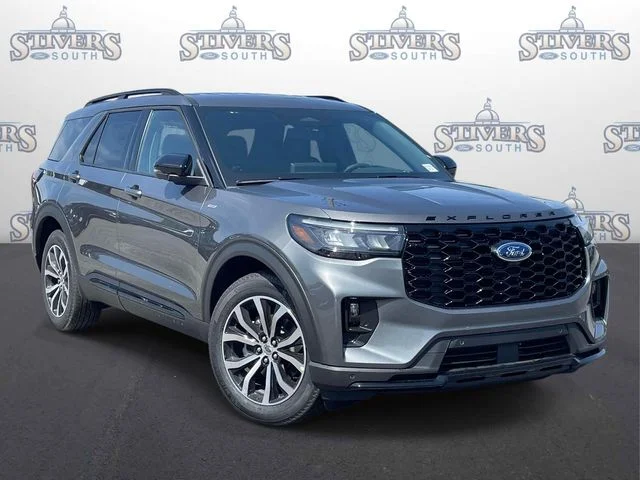 New 2026 Carbonized Gray Metallic Ford ST-Line image 1