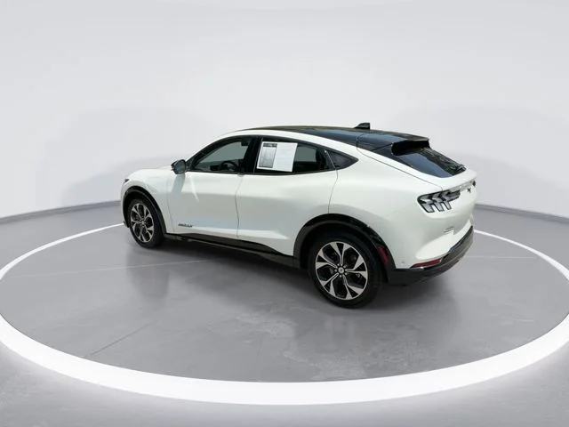 Used 2023 White Ford Premium image 6