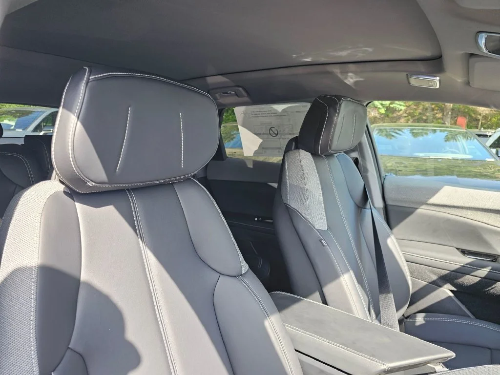 New 2027 Argent Silver Metallic Cadillac Sport image 9