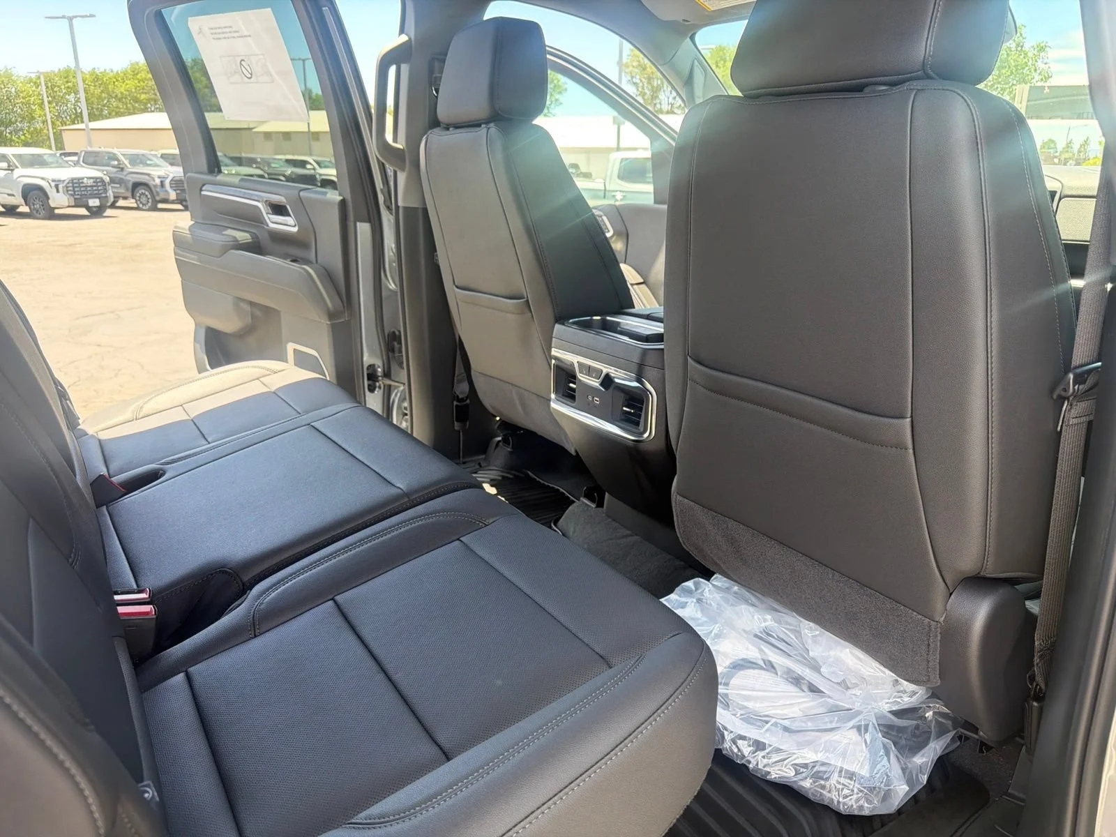 2026 Chevrolet Silverado 3500 HD LTZ - Photo 30