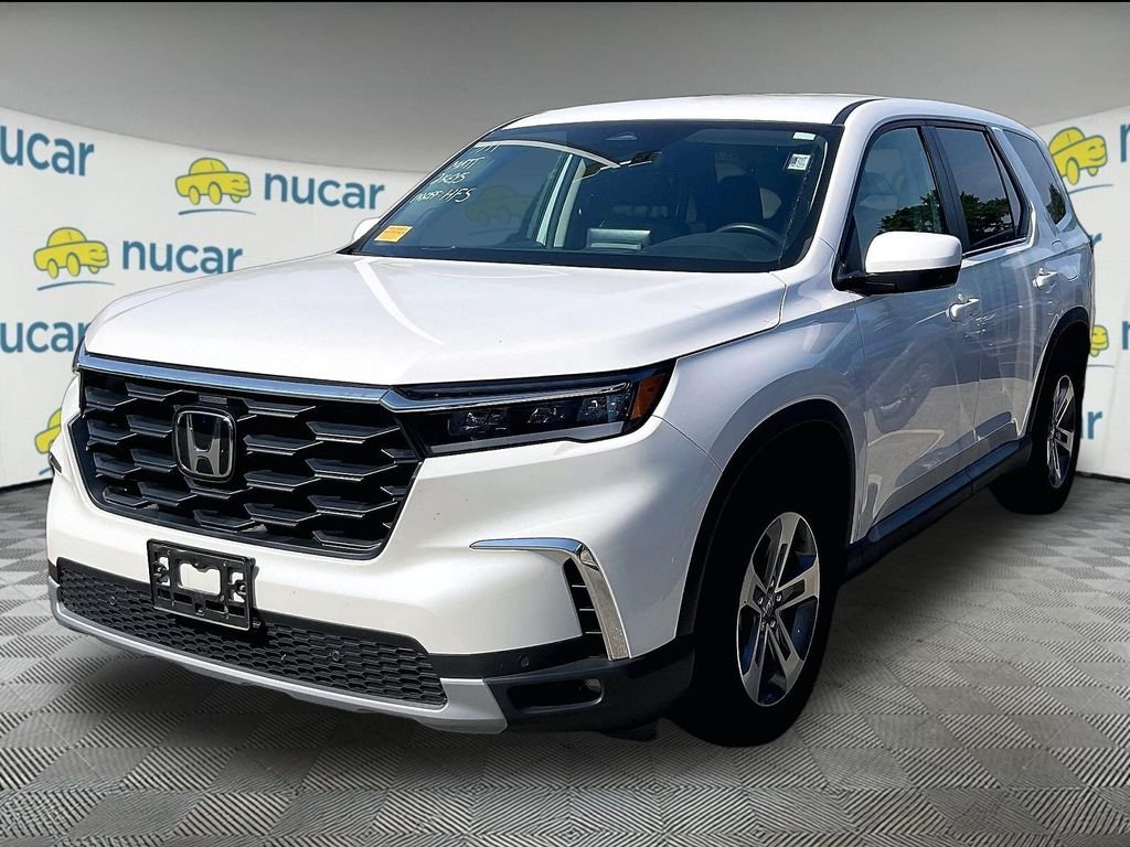 Used 2025 White Honda EX-L image 3