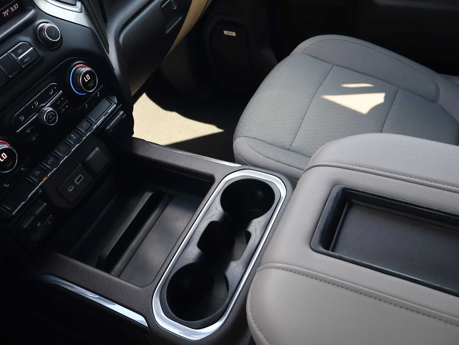Used 2019 Black Chevrolet RST image 19