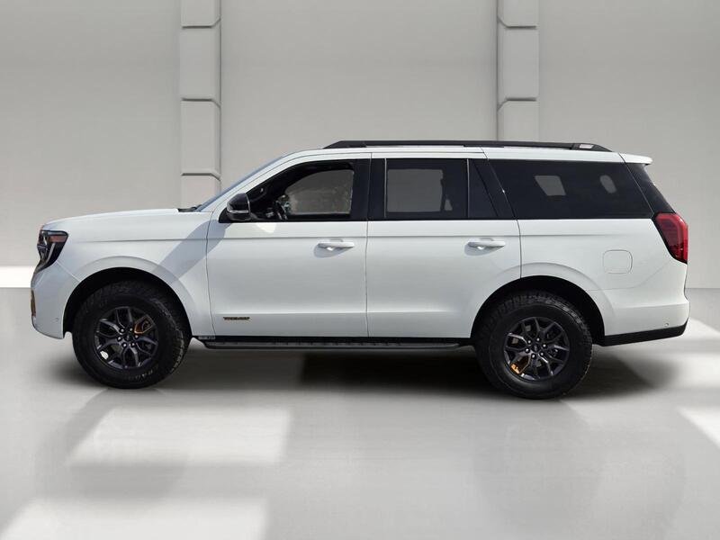 Used 2025 White Metallic FORD TREMOR 4X4 image 2