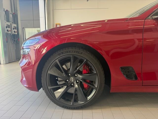 Used 2022 Red Genesis 3.3T image 9