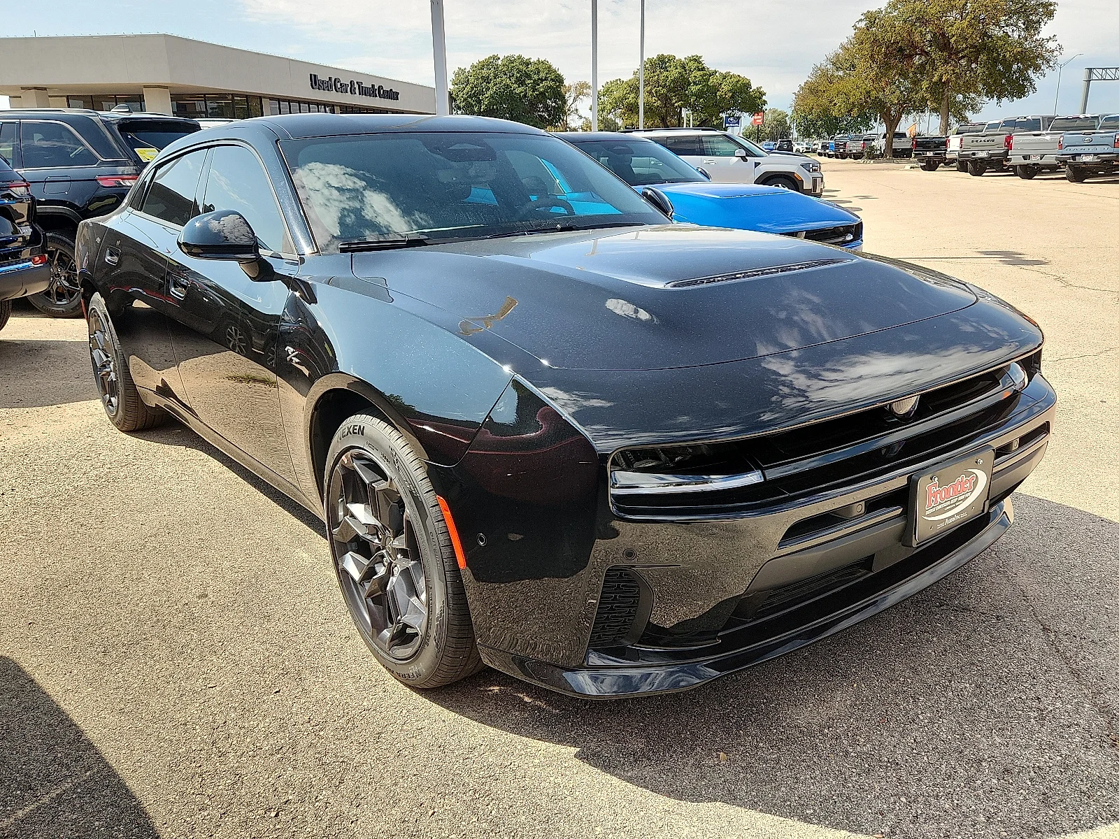 New 2026 Diamond Black Crystal Pearlcoat Dodge R/T 4-DOOR AWD image 4
