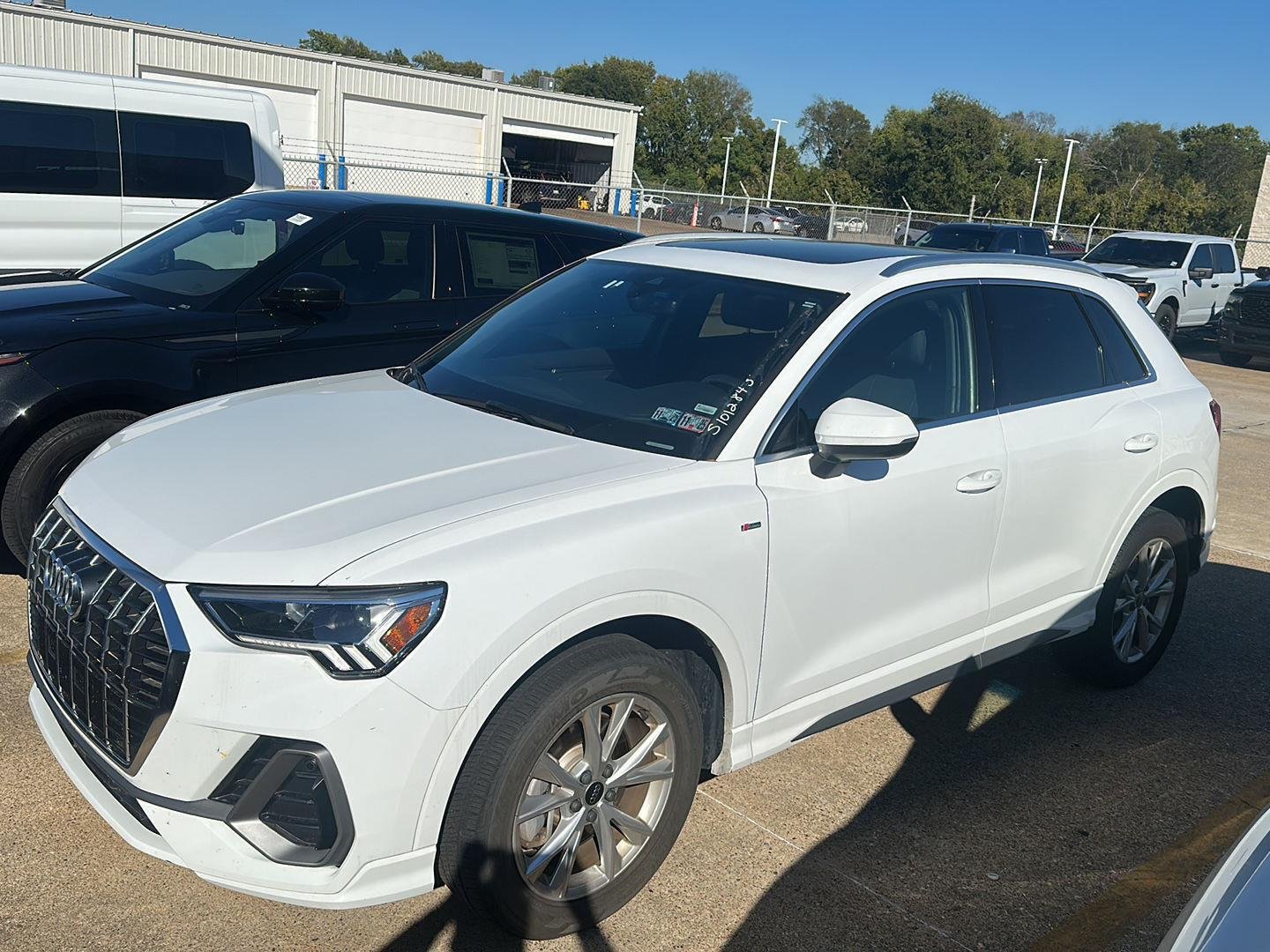 Used 2025 WHITE Audi S line Premium image 1