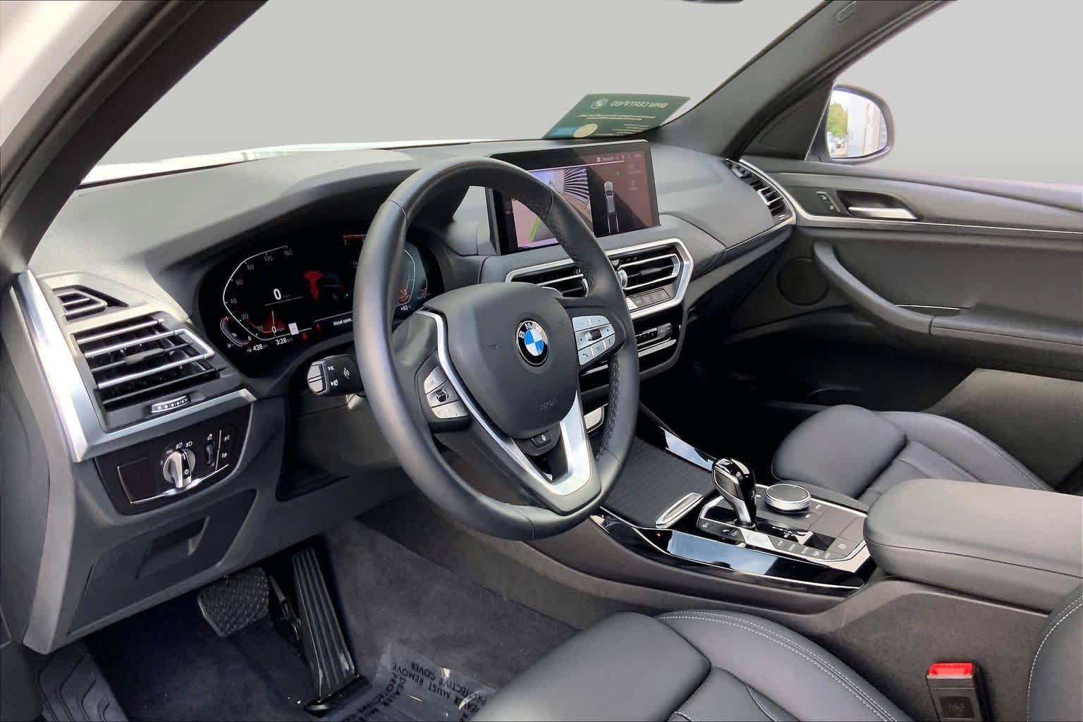 Used 2024 Alpine White BMW xDrive30i image 17