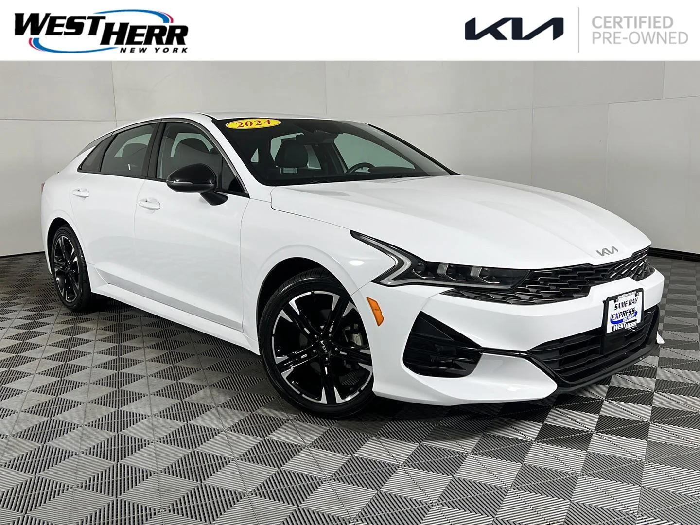 2024 Kia Optima GT-Line AWD's photo