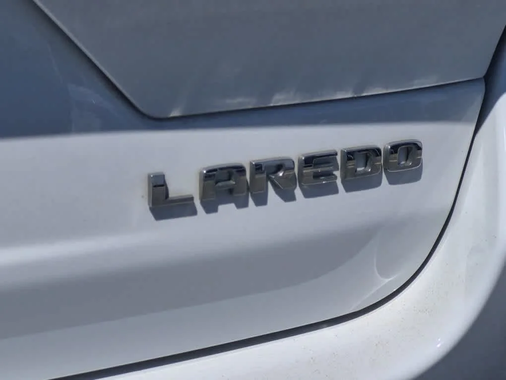 Used 2023 Bright White Clearcoat Jeep Laredo image 22