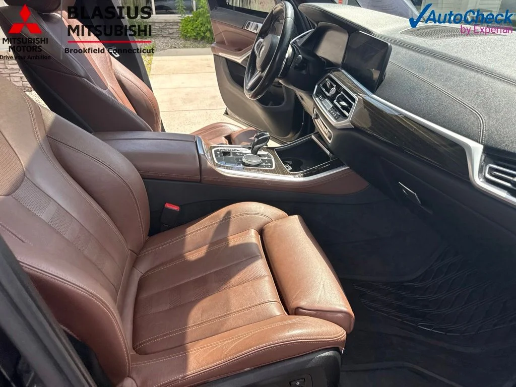 Used 2020 Black BMW xDrive40i image 56