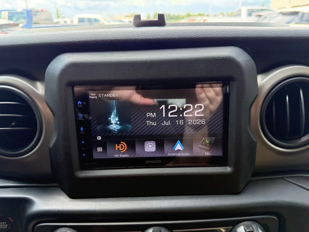 Used 2019 Gray Jeep Unlimited Sport S image 26