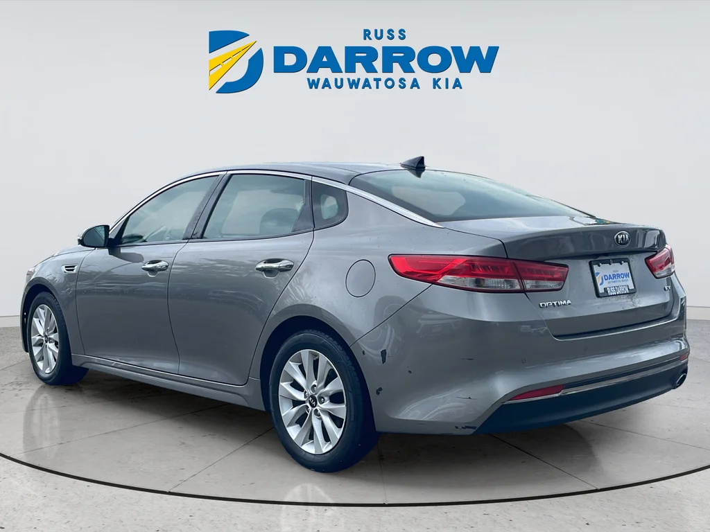 Used 2016 Gray Kia EX image 3