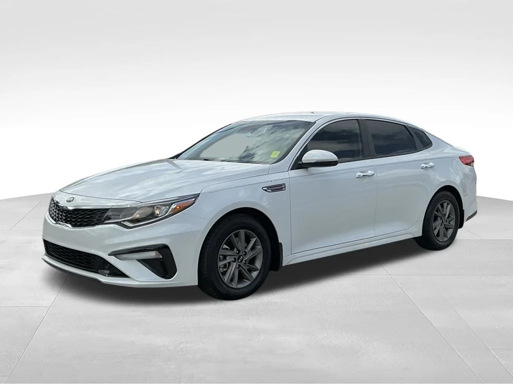 Used 2020 White Kia LX image 1