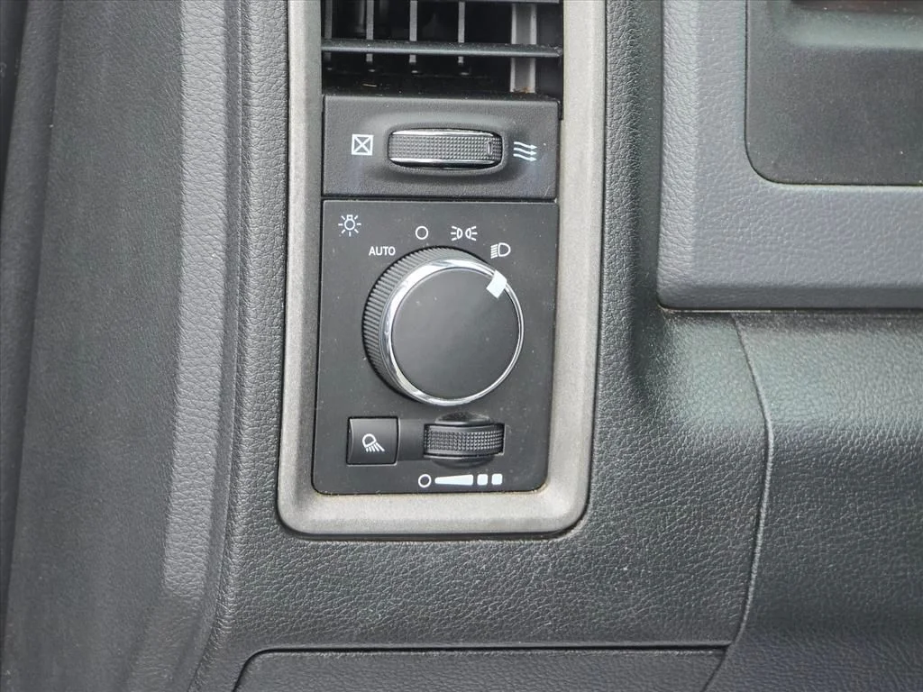 Used 2017 White Ram Tradesman image 7