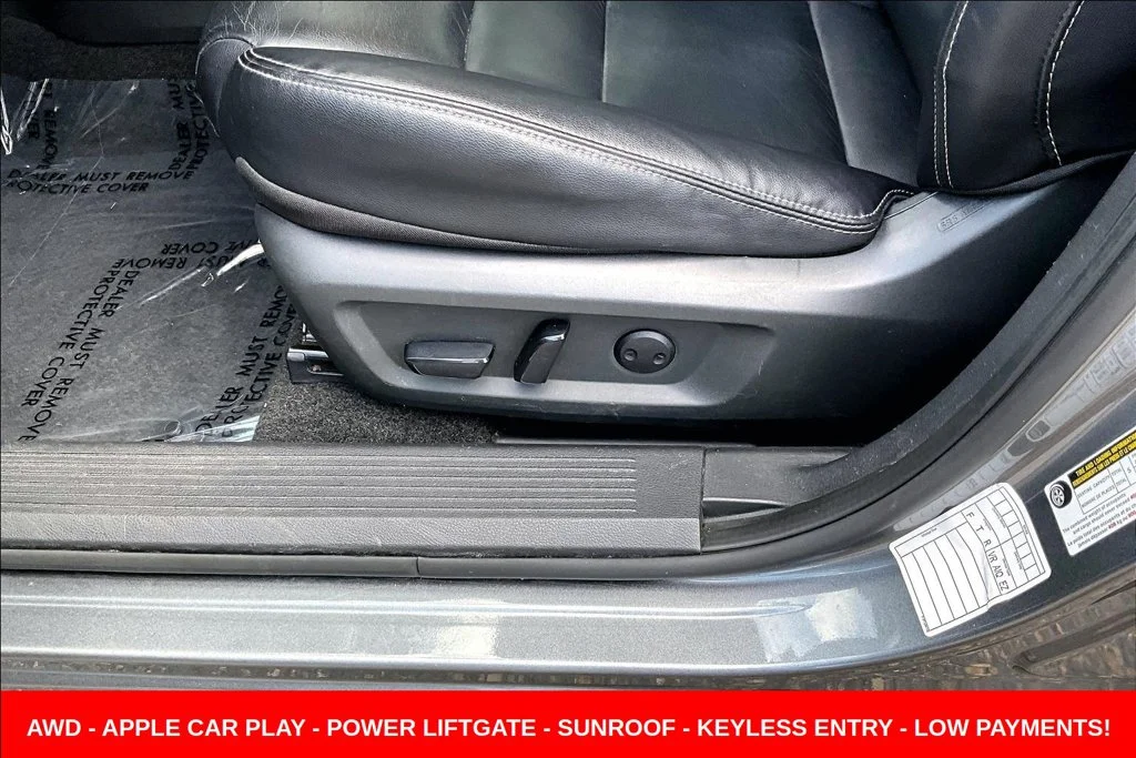 Used 2023 Gray Nissan SL image 43