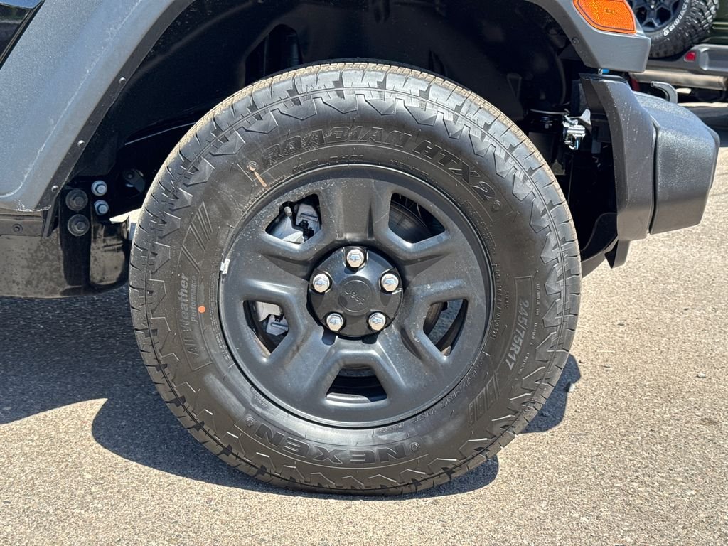 New 2026 Black Clear-Coat Exterior Paint Jeep Sport image 7