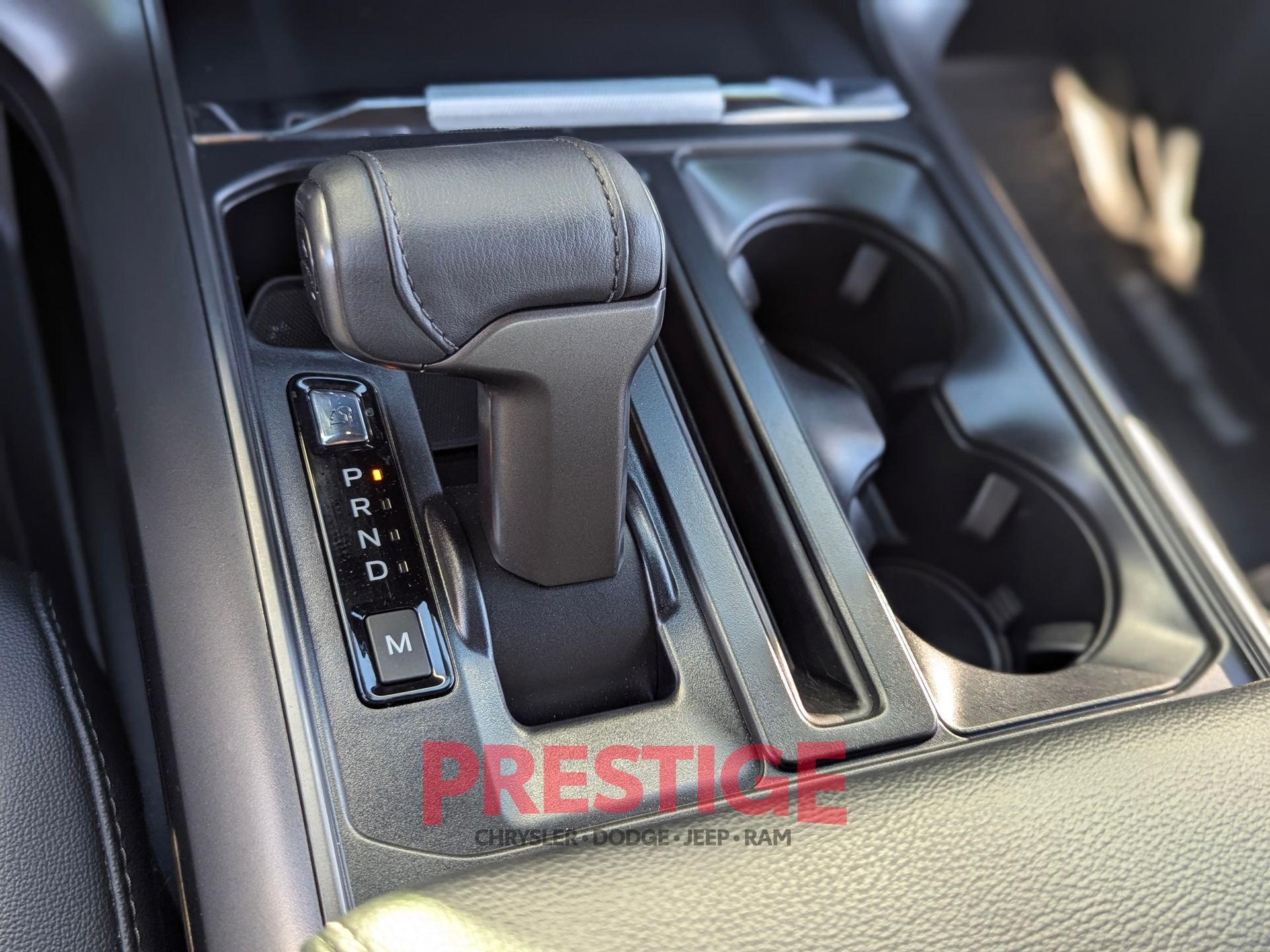 Used 2025 Black Ford Lariat image 27