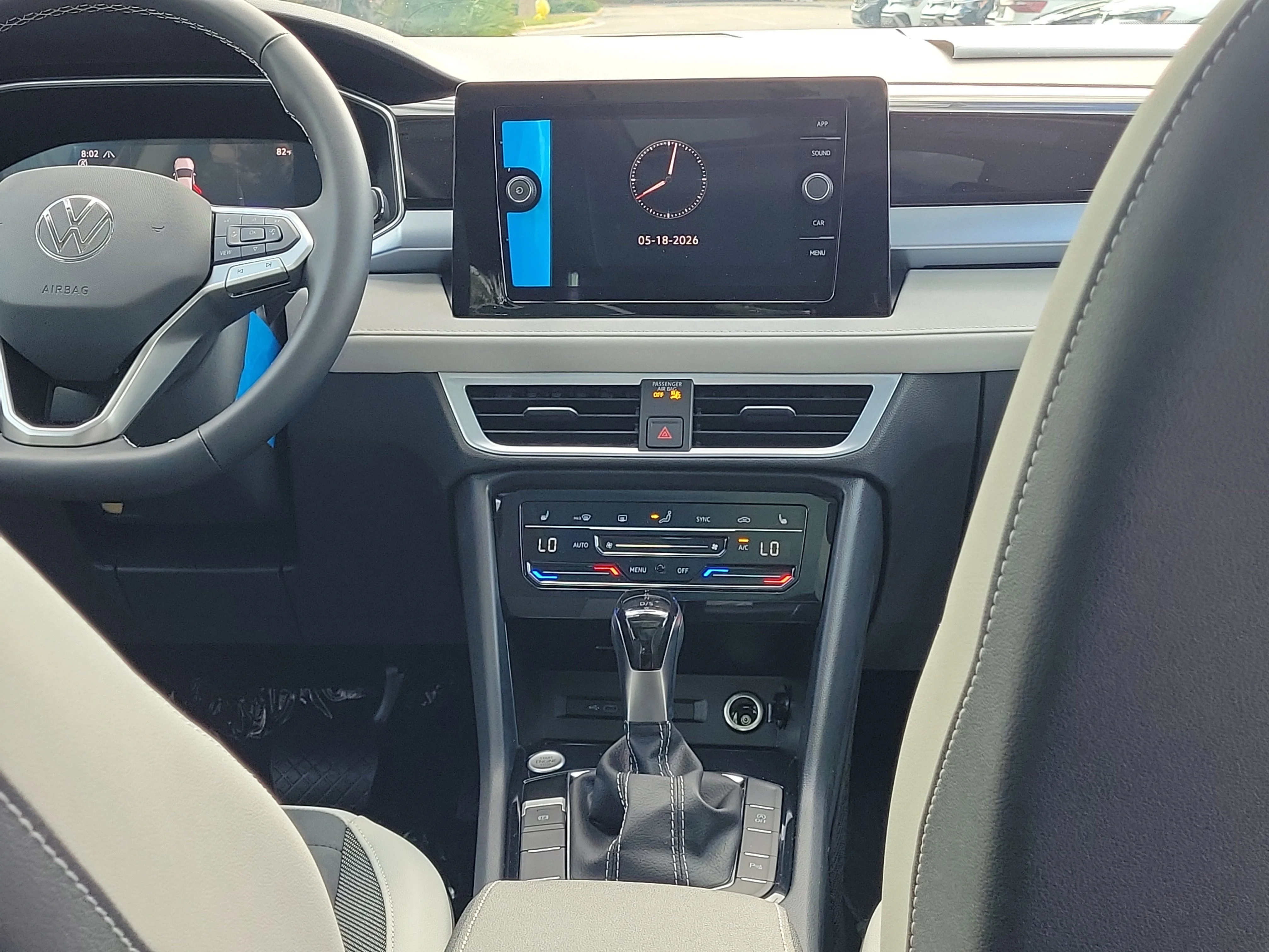 New 2026 White Volkswagen 1.5T SE image 5