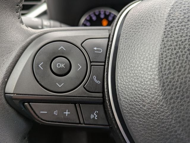 Used 2022 Silver Toyota XLE Premium image 25