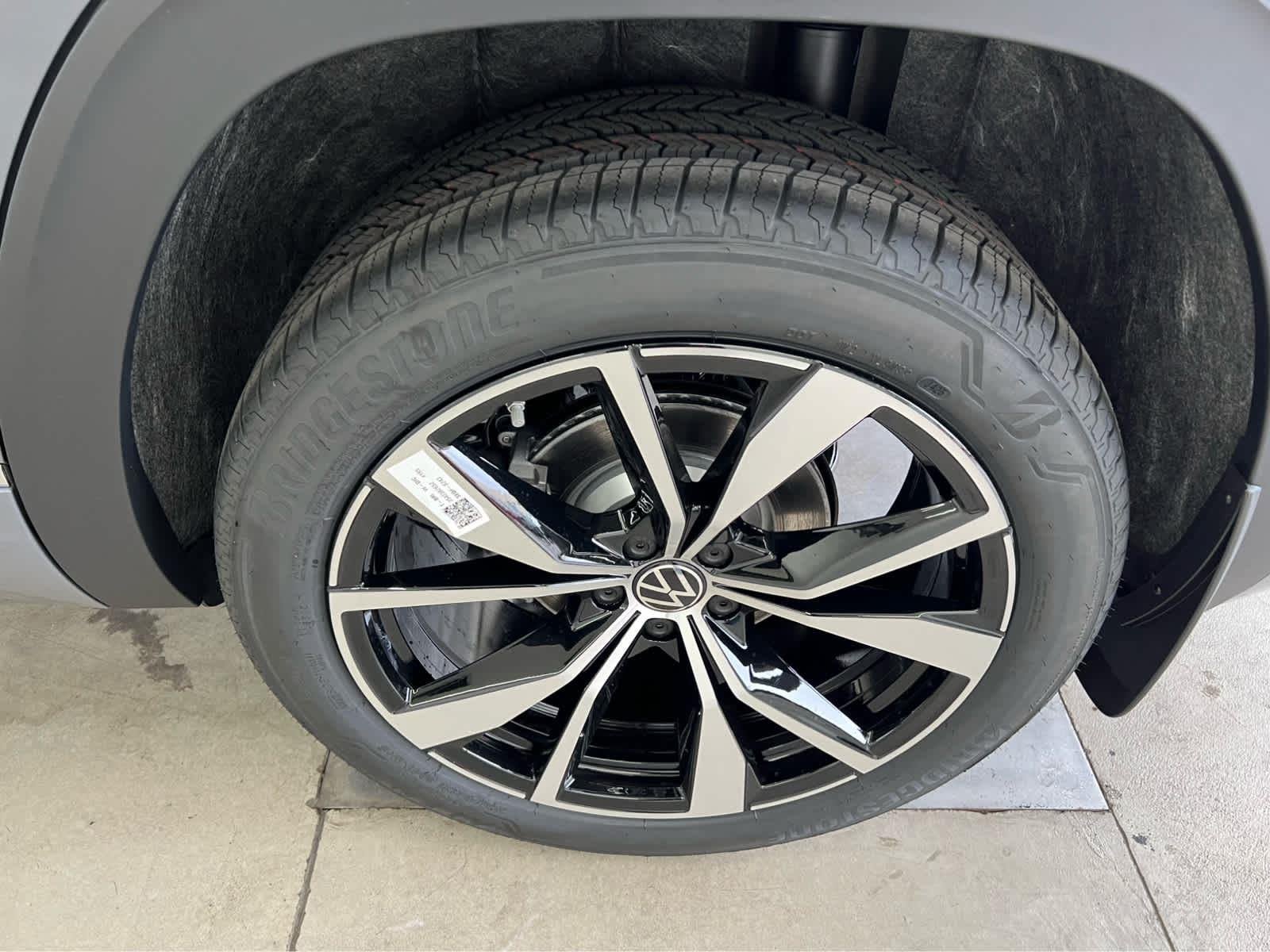 2026 Volkswagen Atlas Cross Sport SEL Premium R-LINE - Photo 10
