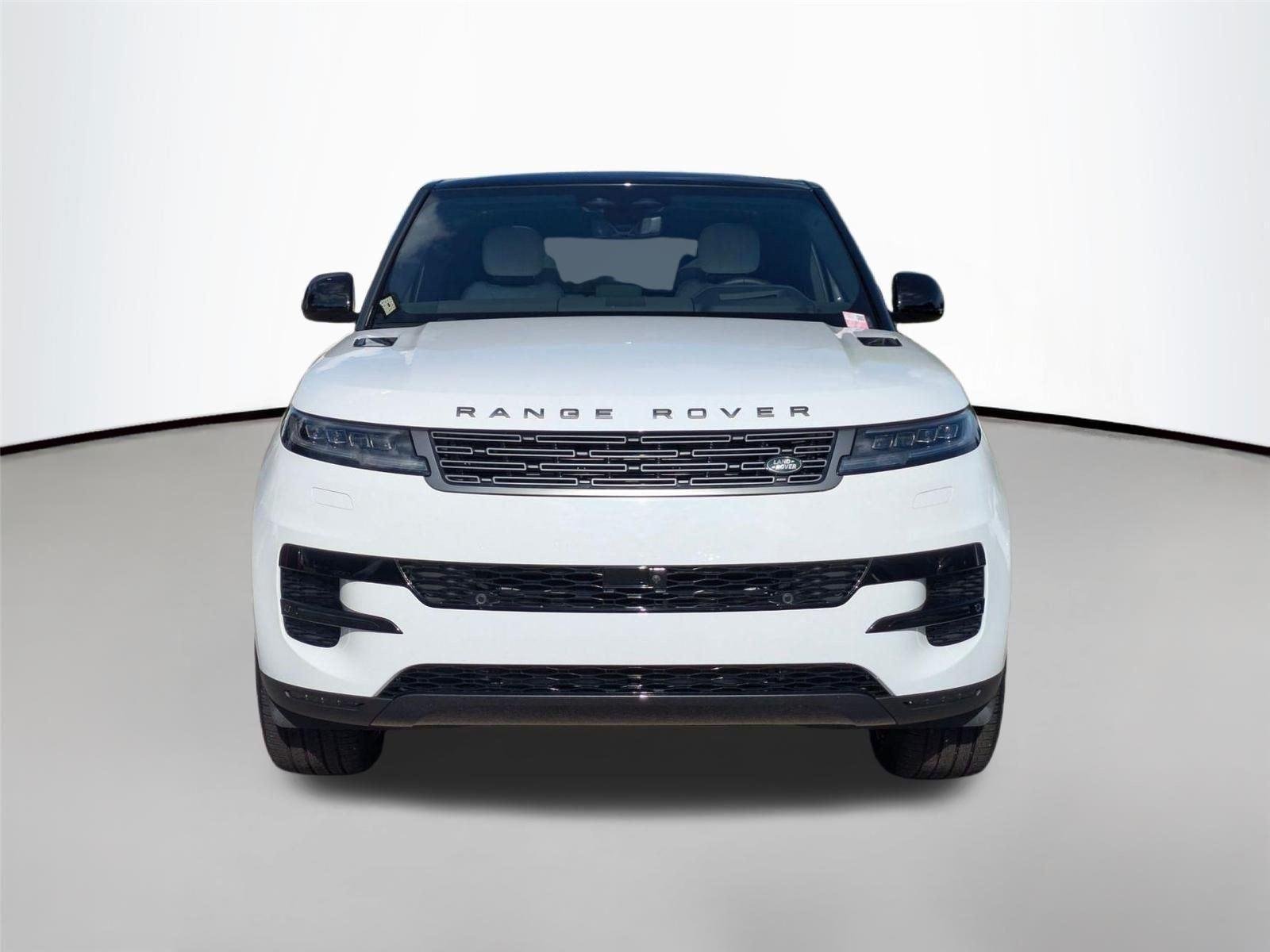 New 2026 Fuji White Land Rover SE image 2