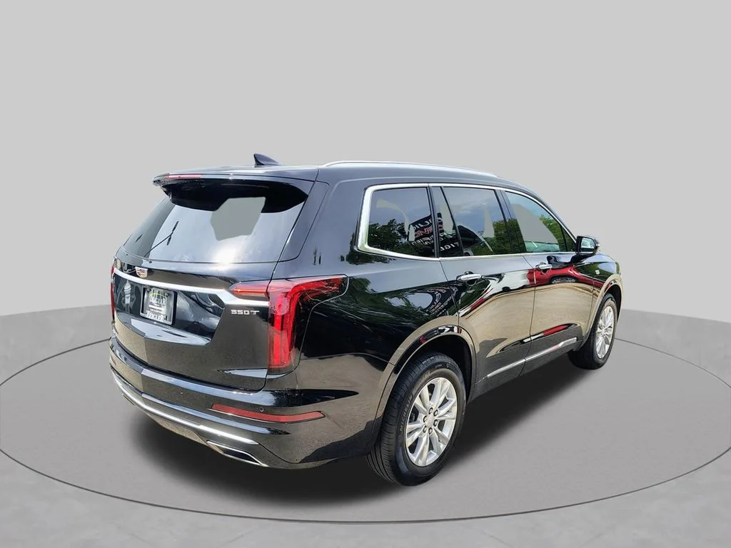 Used 2024 Black Cadillac Luxury image 9