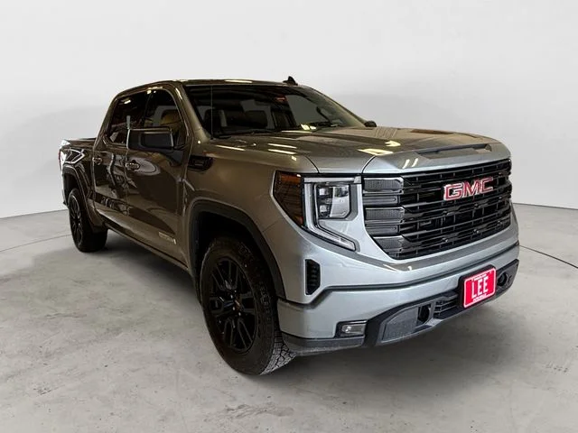 Used 2023 Silver GMC Elevation image 8