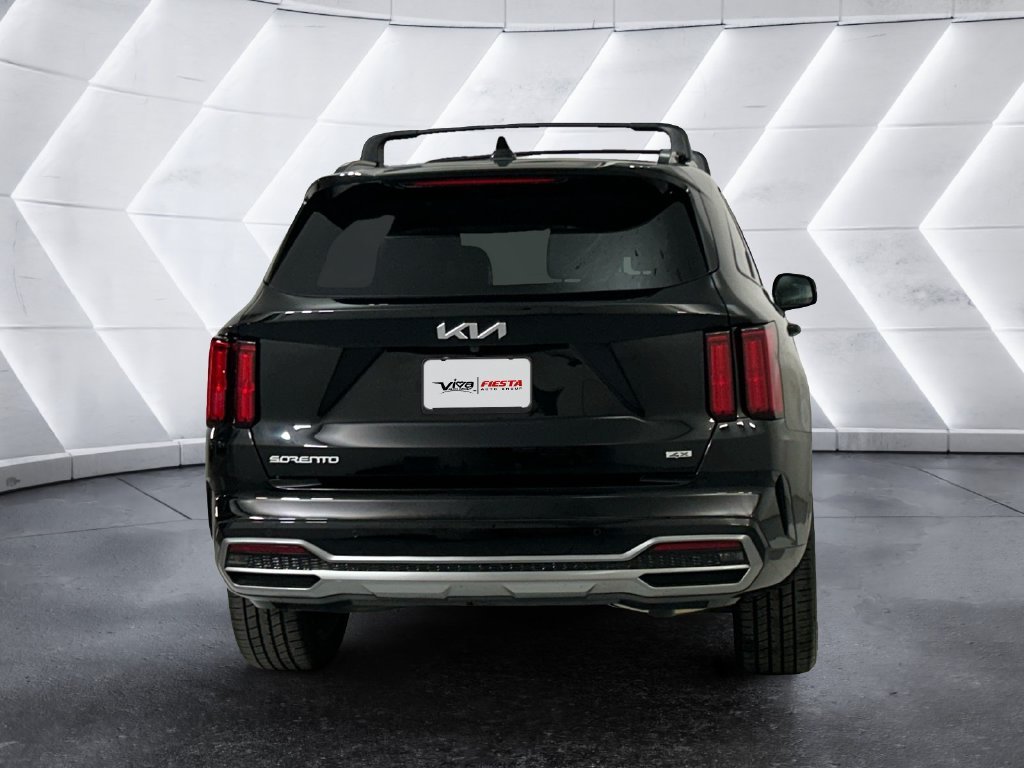 Used 2023 Black Kia SX image 5