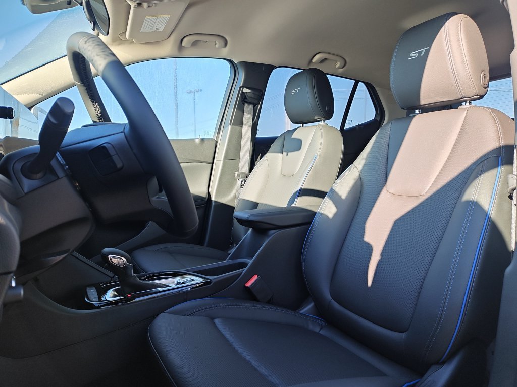 New 2026 Summit White Buick Sport Touring image 13