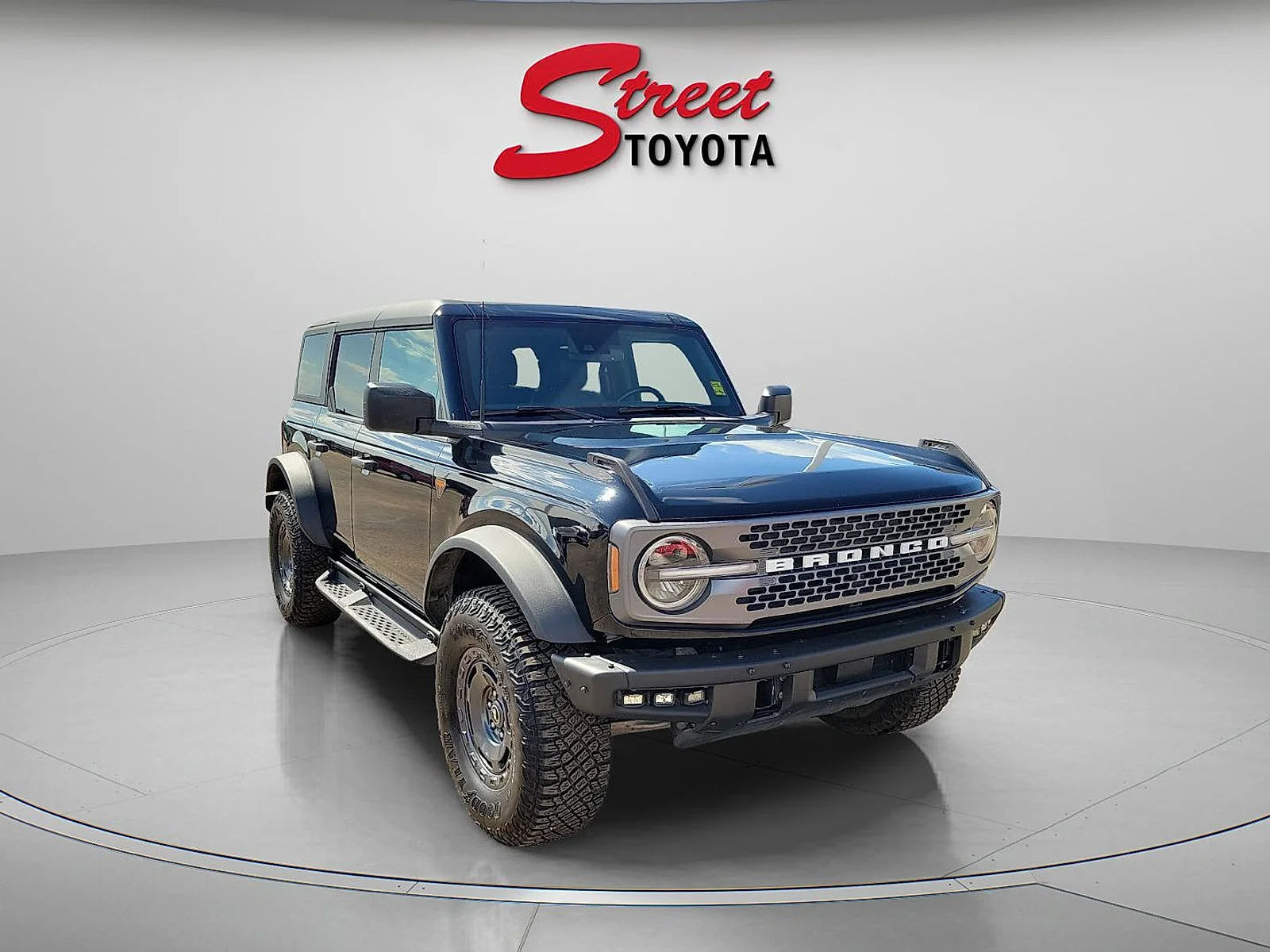 Used 2024 Black Ford Badlands image 5