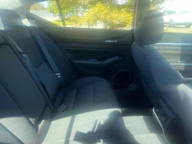 Used 2020 Gun Metallic Nissan 2.5 SV image 4